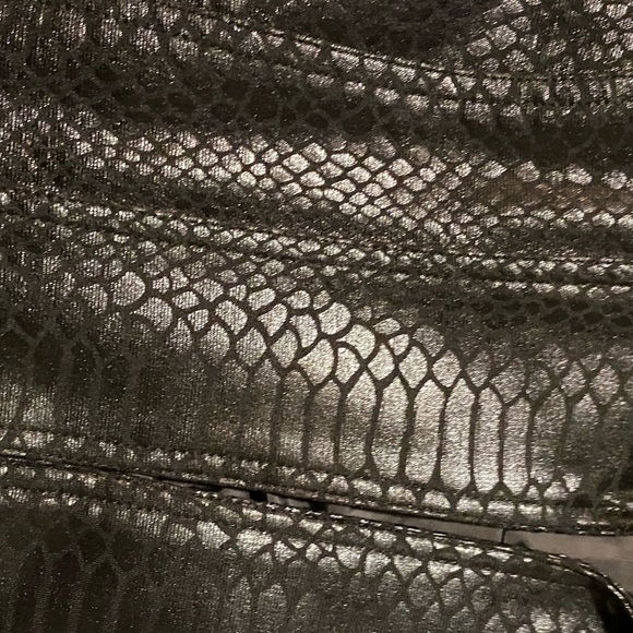 VIRTUE Faux Snake Leather Black Jacket - Picture 7 of 11